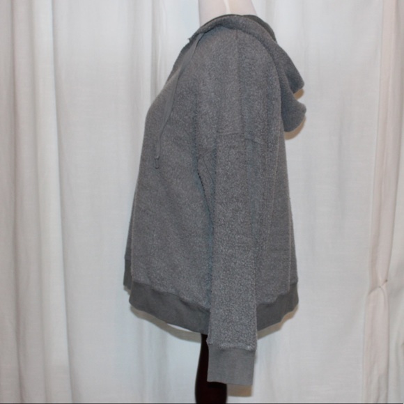 American Eagle Outfitters Sweatshirt - Picture 3 of 4